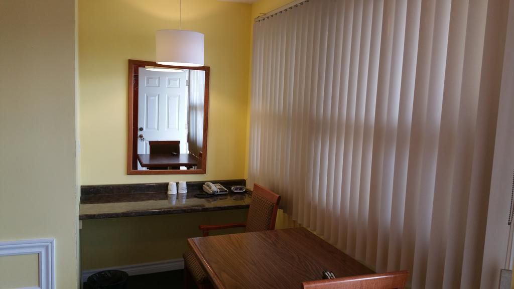 Rymal'S Motel Leamington Buitenkant foto